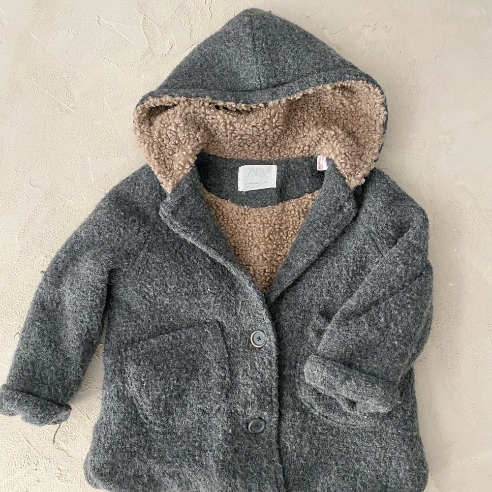 Zara boys Cozy chunky Gray Hooded Jacket with sherpa lining